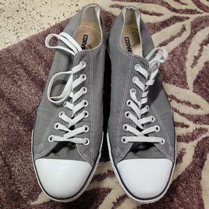 Men's converse shoes size 12